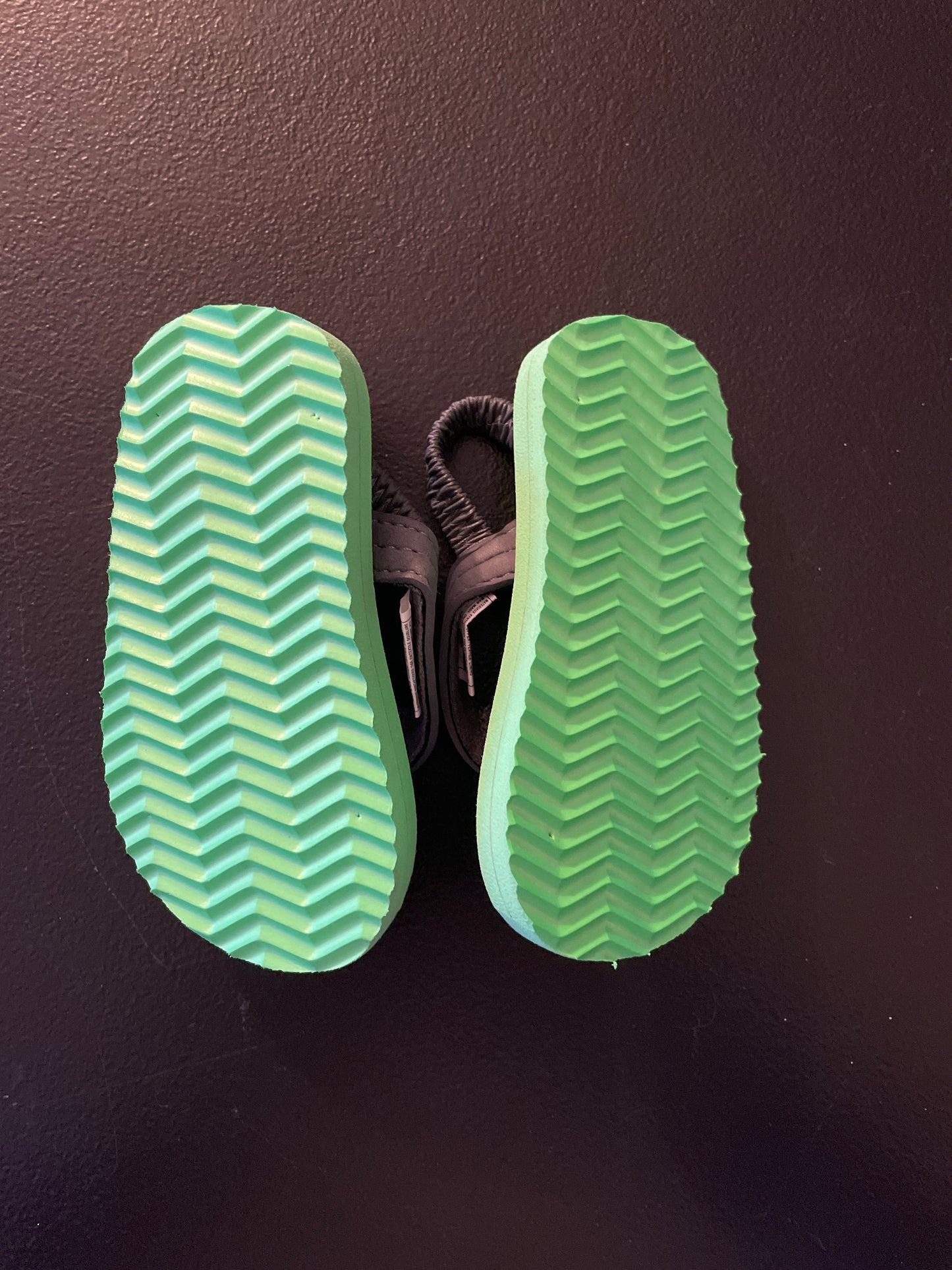 Carters Sandals, Toddler Boys Sz XS, Greey, Sharks