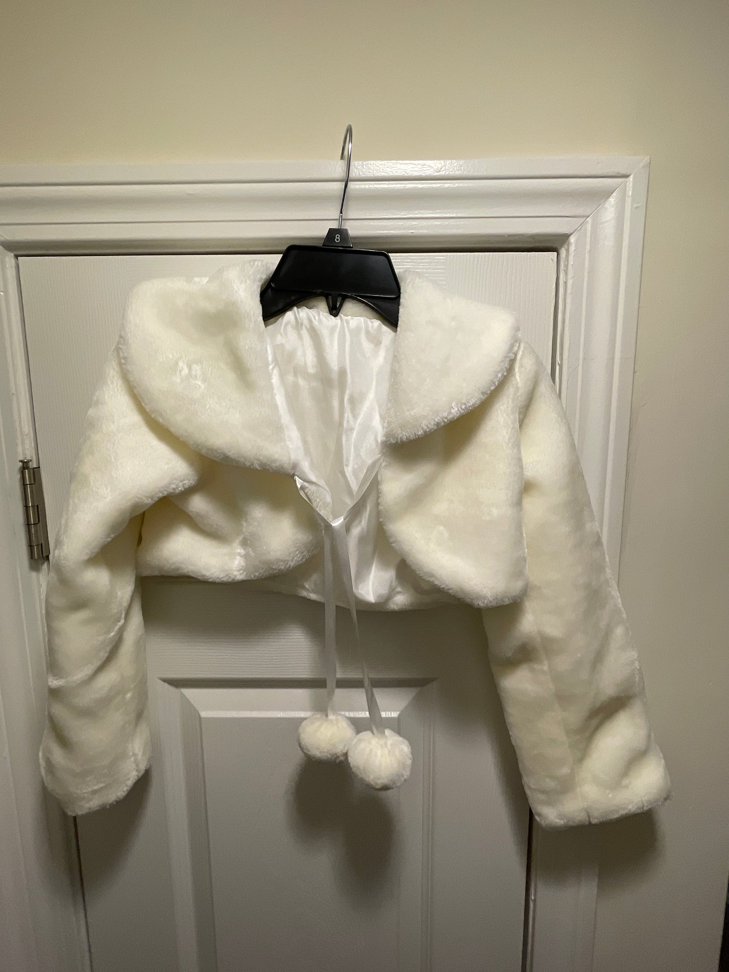 Winter Dress Shrug, Girls Sz L, Winter White