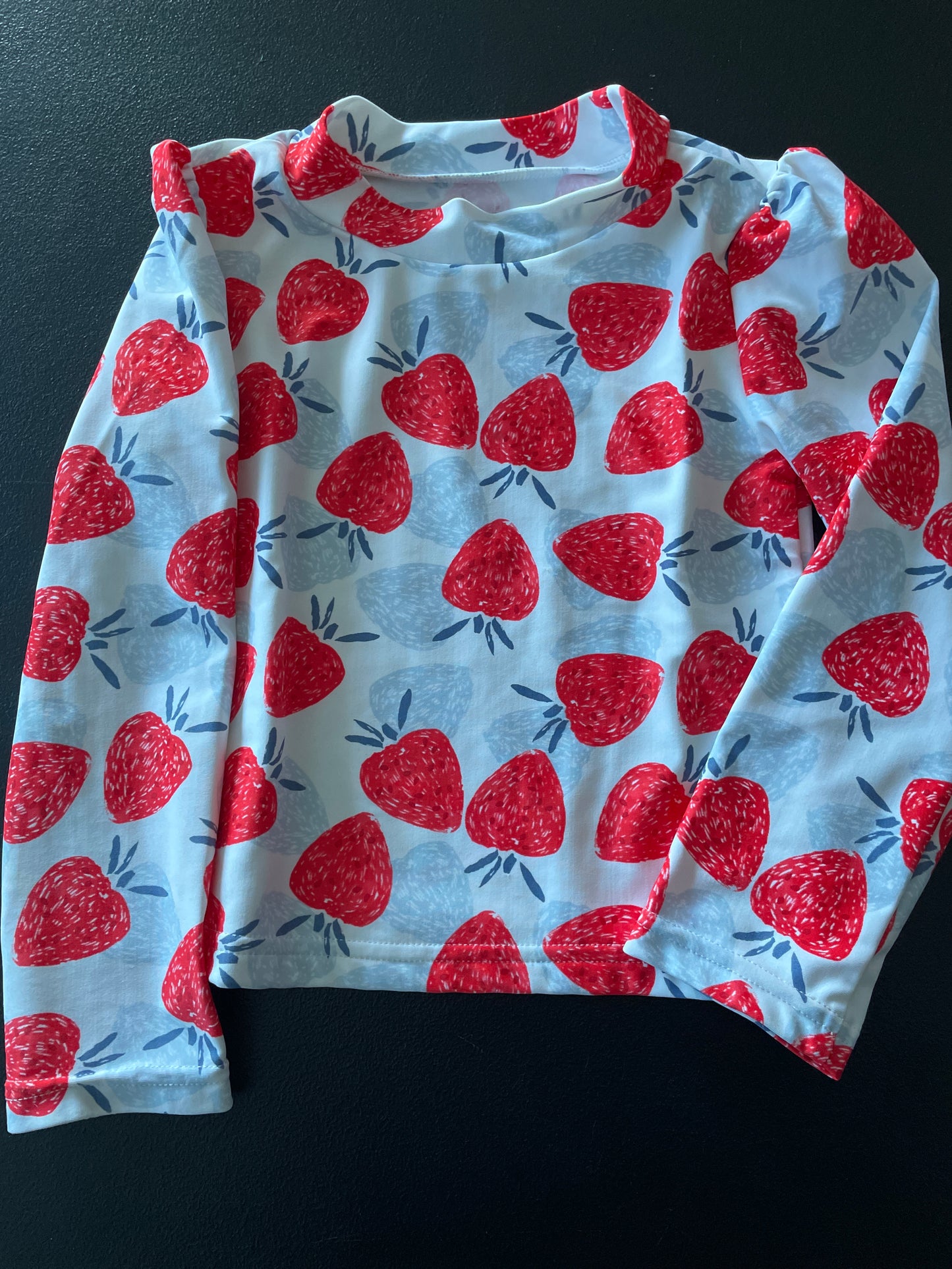 Just One You Rash Guard, Girls Sz 4T, White, Strawberries