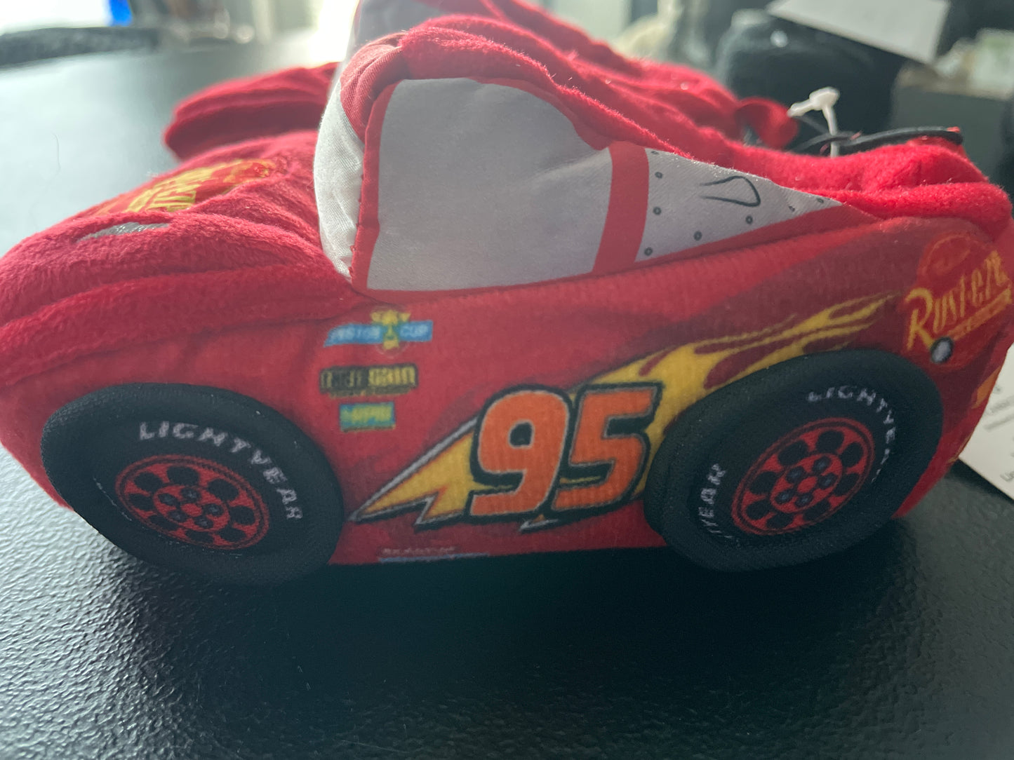 Disney Slippers, Toddler Boys Sz 5-6, Red Lightening McQueen