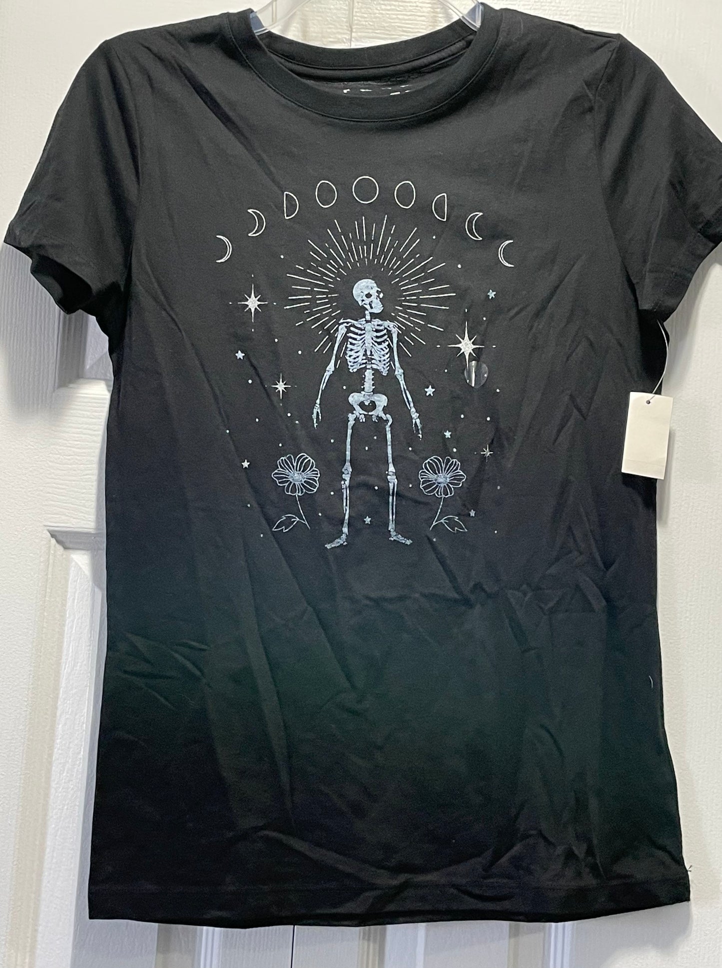 L Girls T-Shirt, Black w/Skeleton