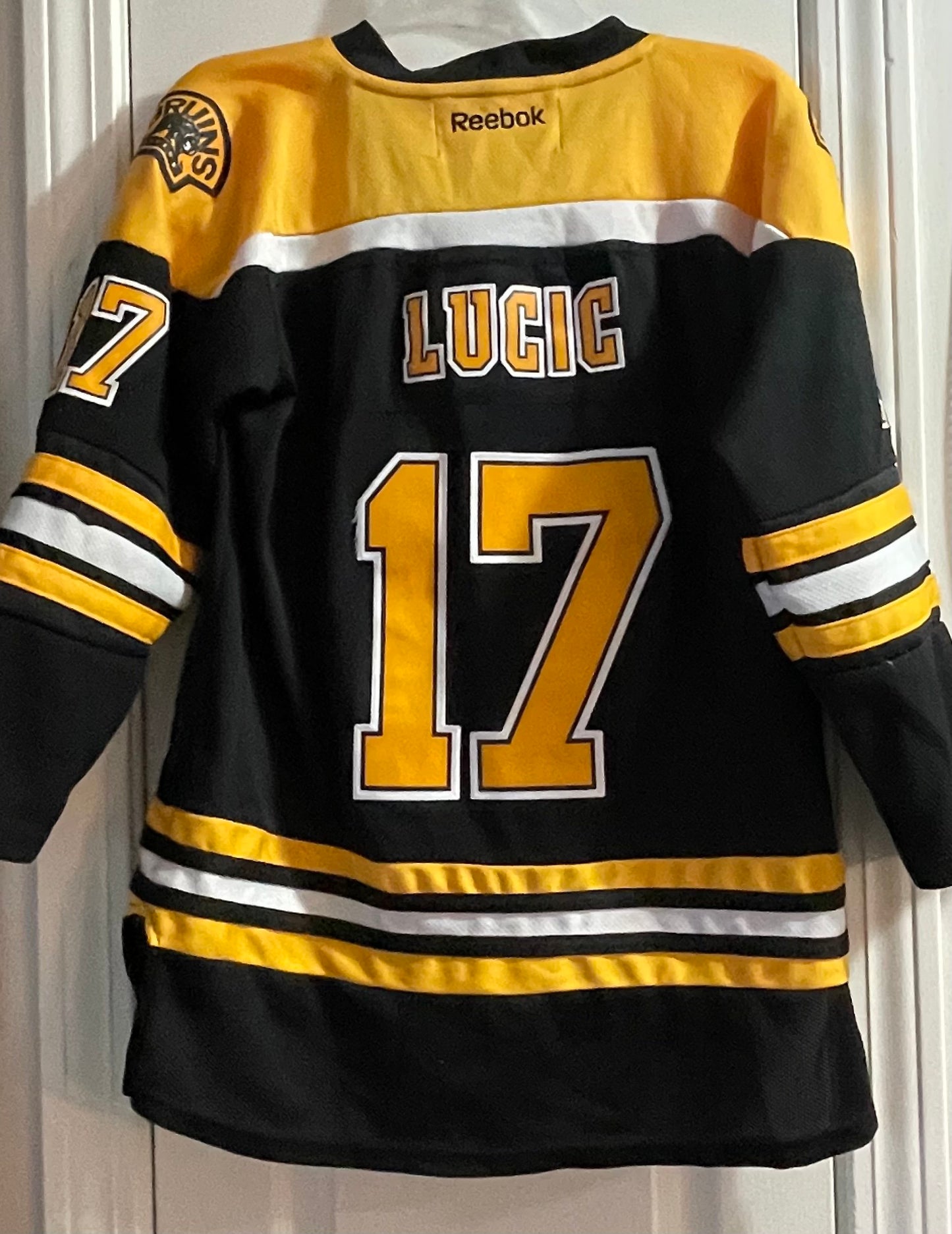 L/XL Youth Jersey, Boston Bruins Lucic