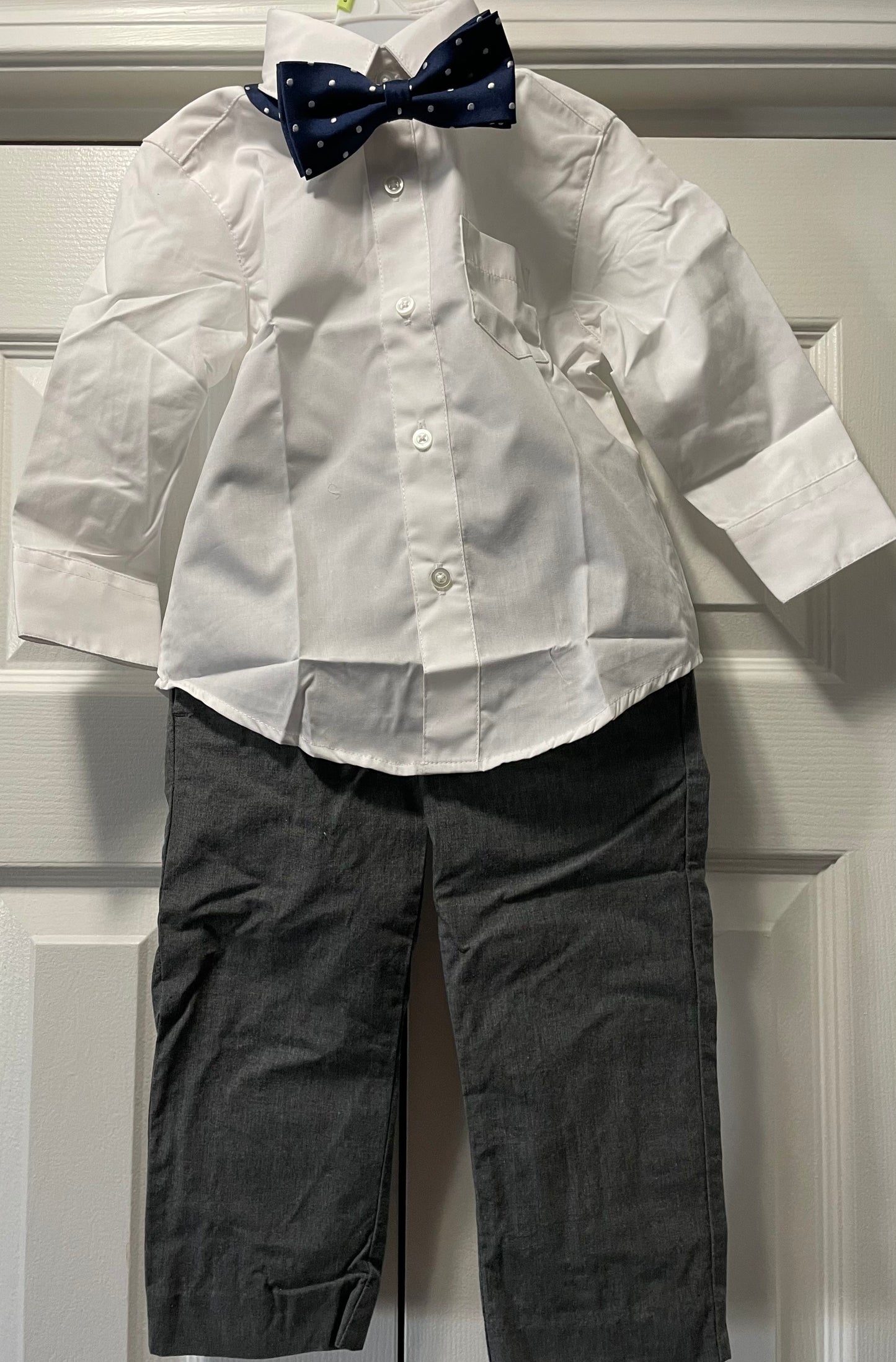 2T Boys 3pc Suit, White & Gray