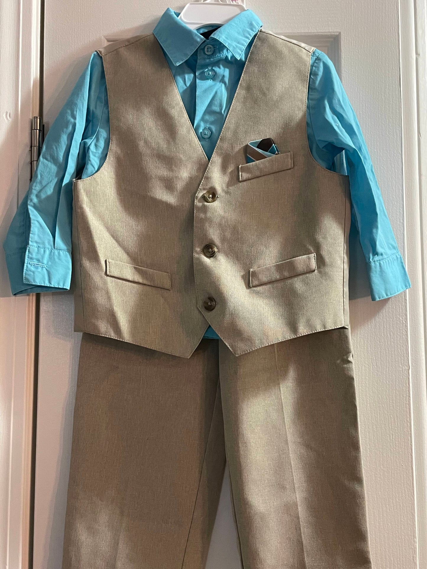 4T Boys 3pc Suit, Tan
