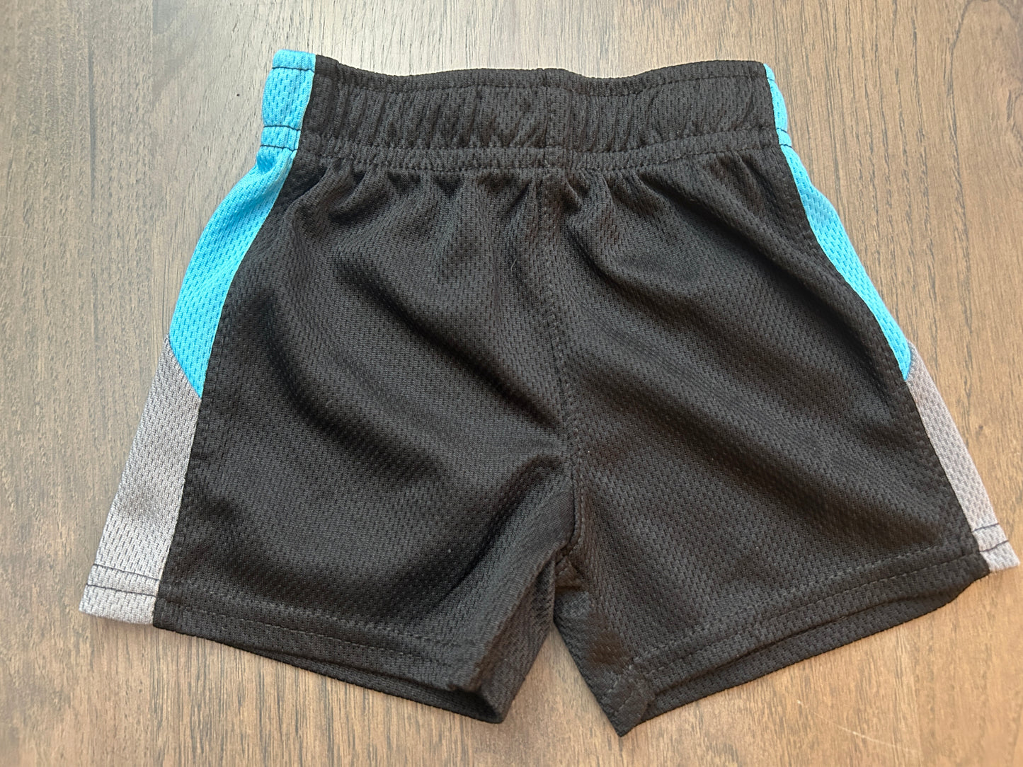 Lot of 5, boys shorts, size 3-6 months