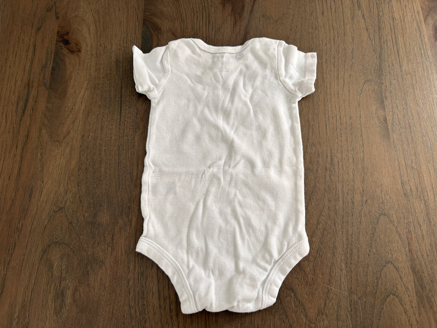 Lot of 4, boy or girl onesies, size 0-3, 3 months