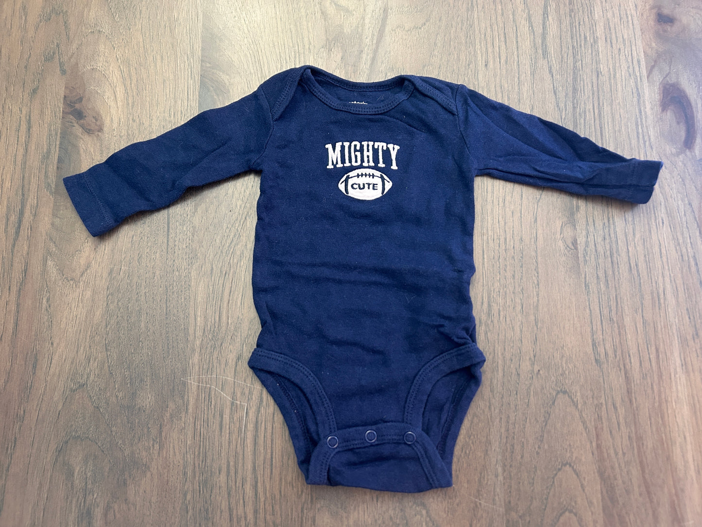 Lot of 6, boy long and short sleeved onesies, size 0-3, 3 months