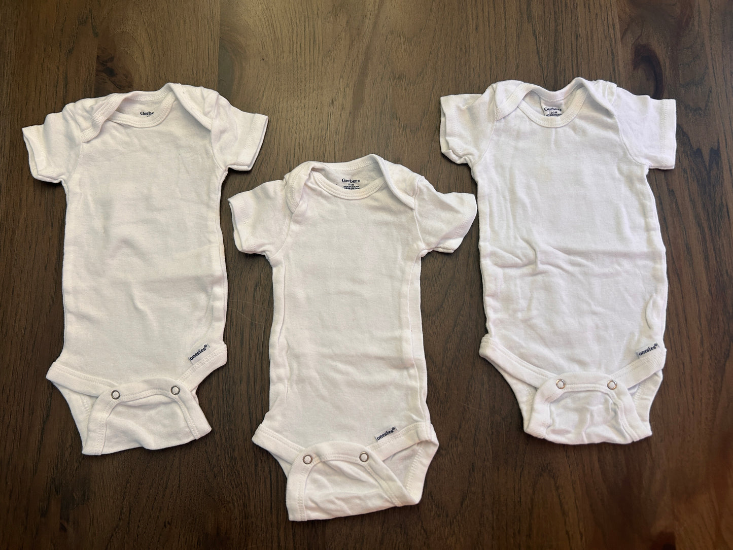 Lot of 6, boy long and short sleeved onesies, size 0-3, 3 months