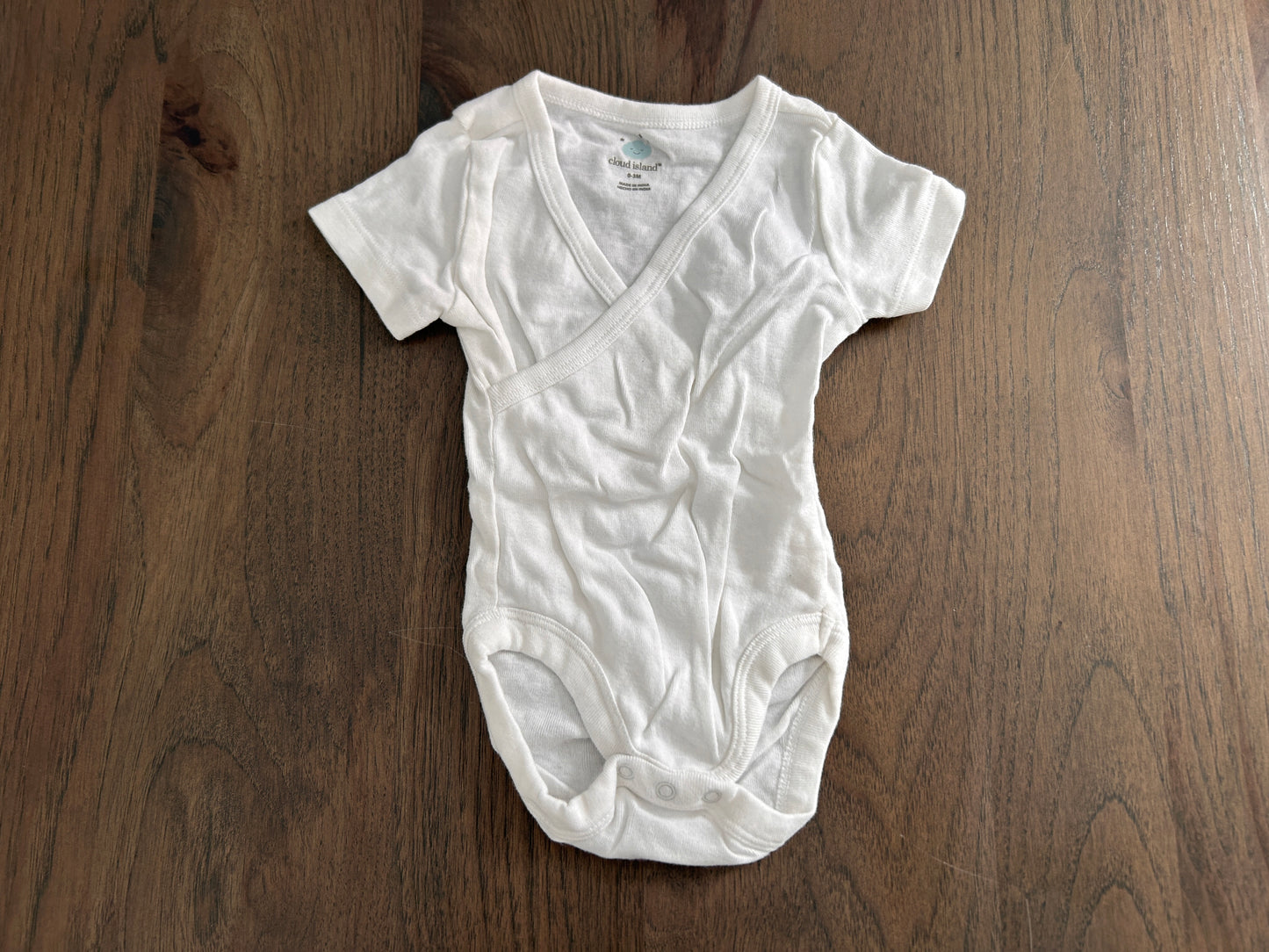 Lot of 6, boy, short sleeved onesies, size 0-3, 3-6 months