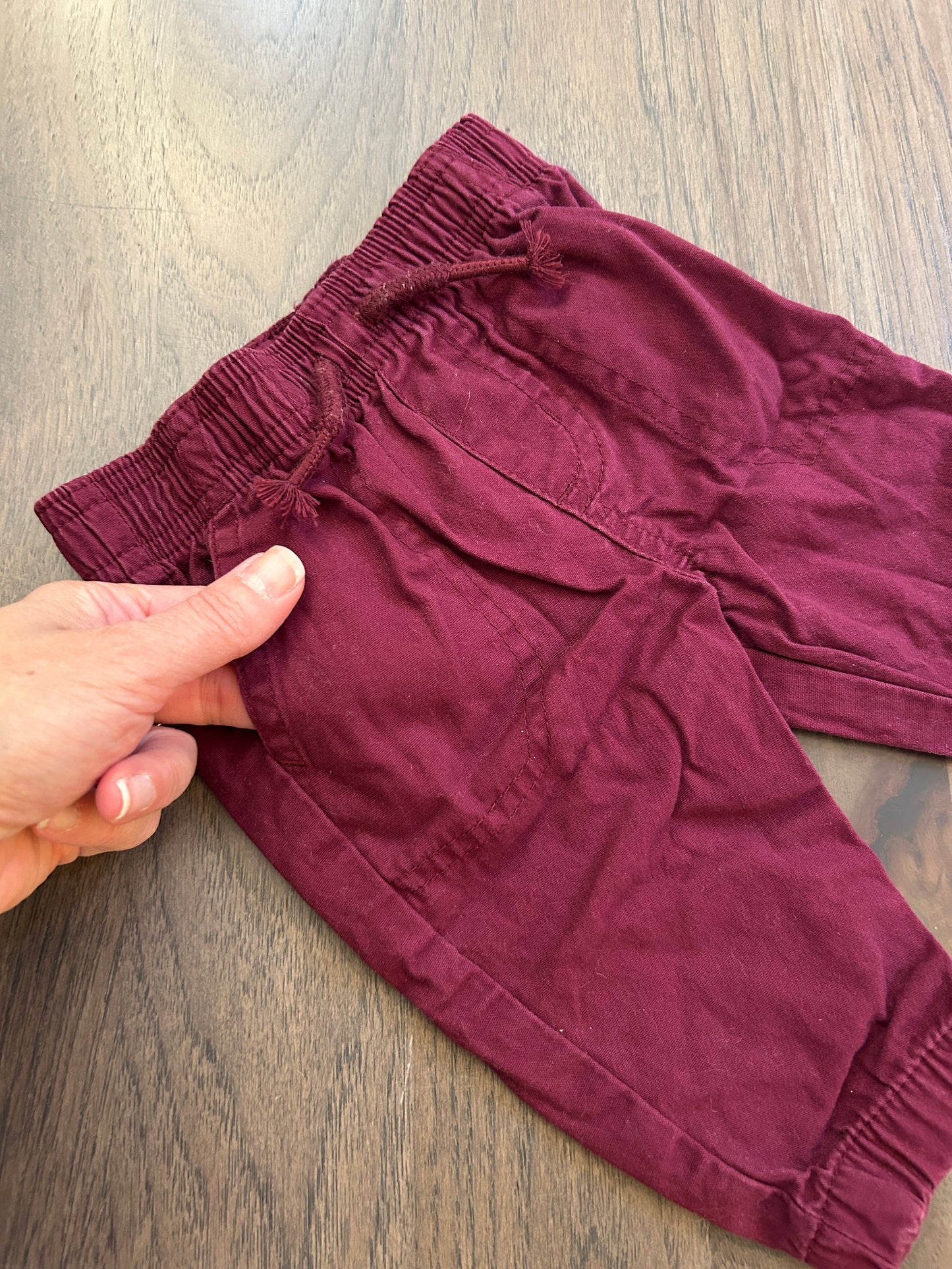 Lot of mixed brands, six short sleeve onesies, two pants, boy, size 0-3, 3 months