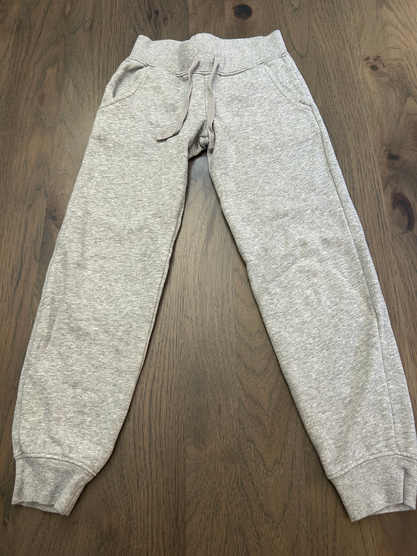 Lot of mixed brands, four pants, one Red Sox t-shirt, girl, size 7-8