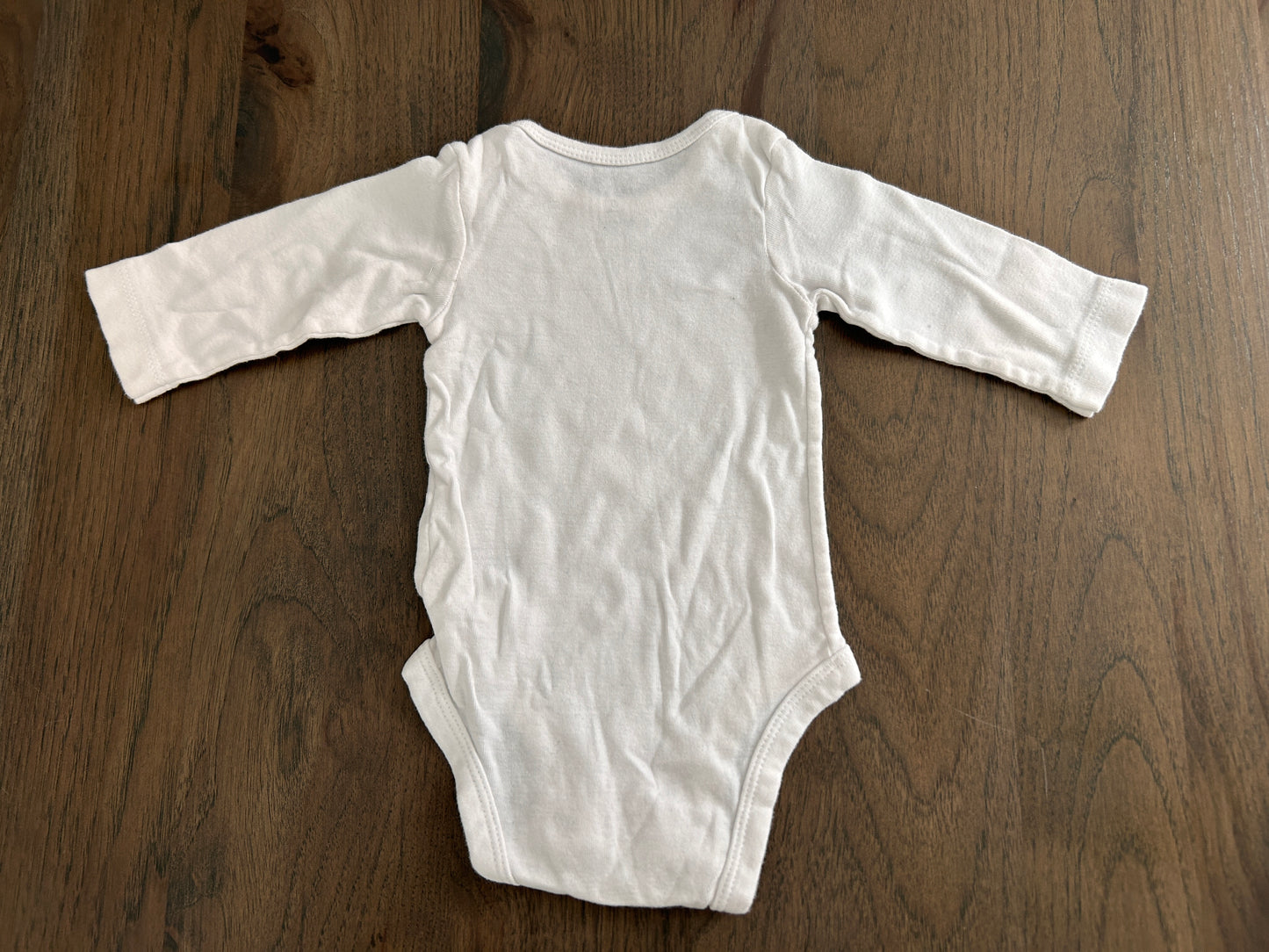Lot of 4, boy or girl onesies, size 0-3, 3 months