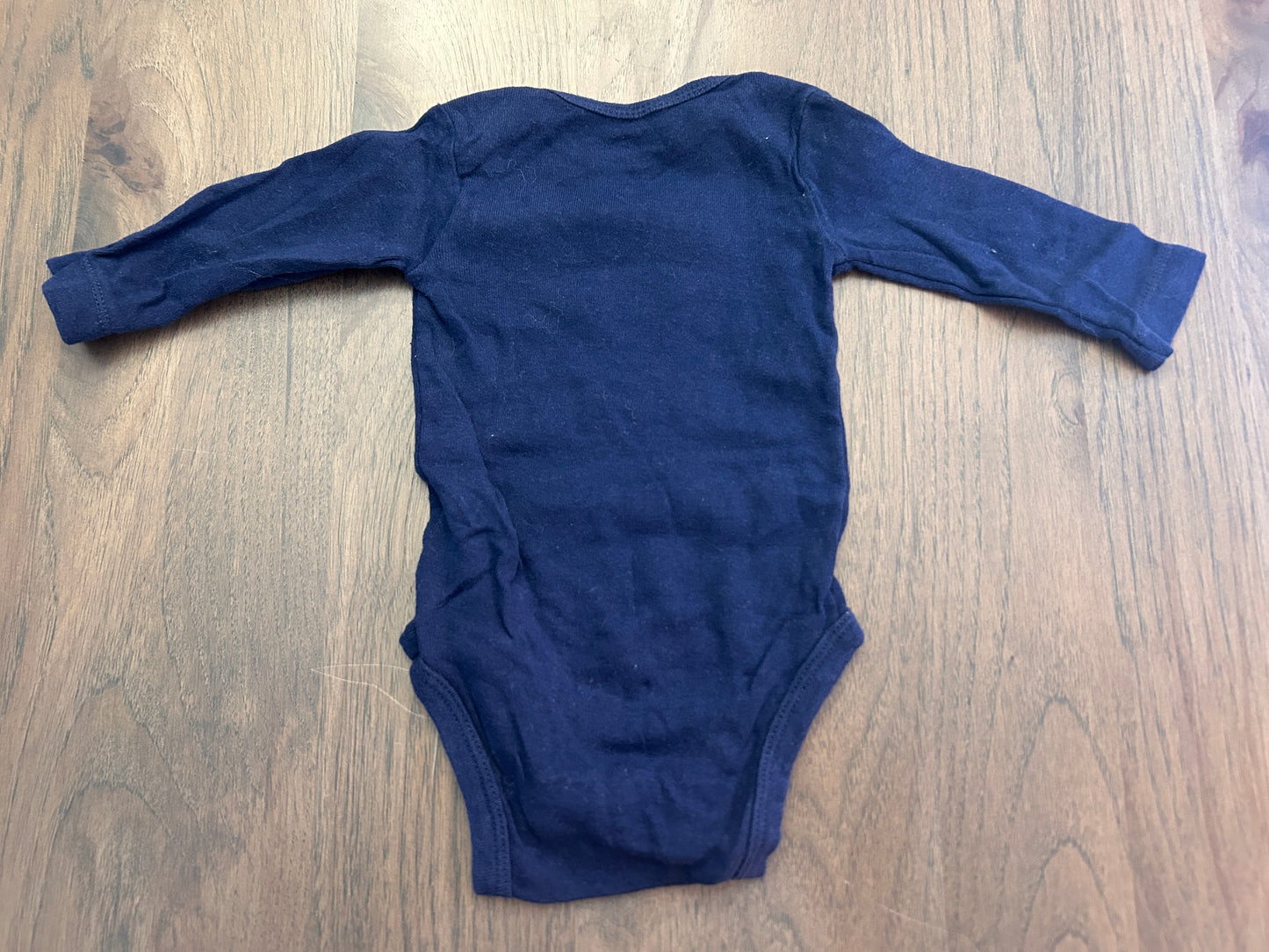 Lot of 6, boy long and short sleeved onesies, size 0-3, 3 months