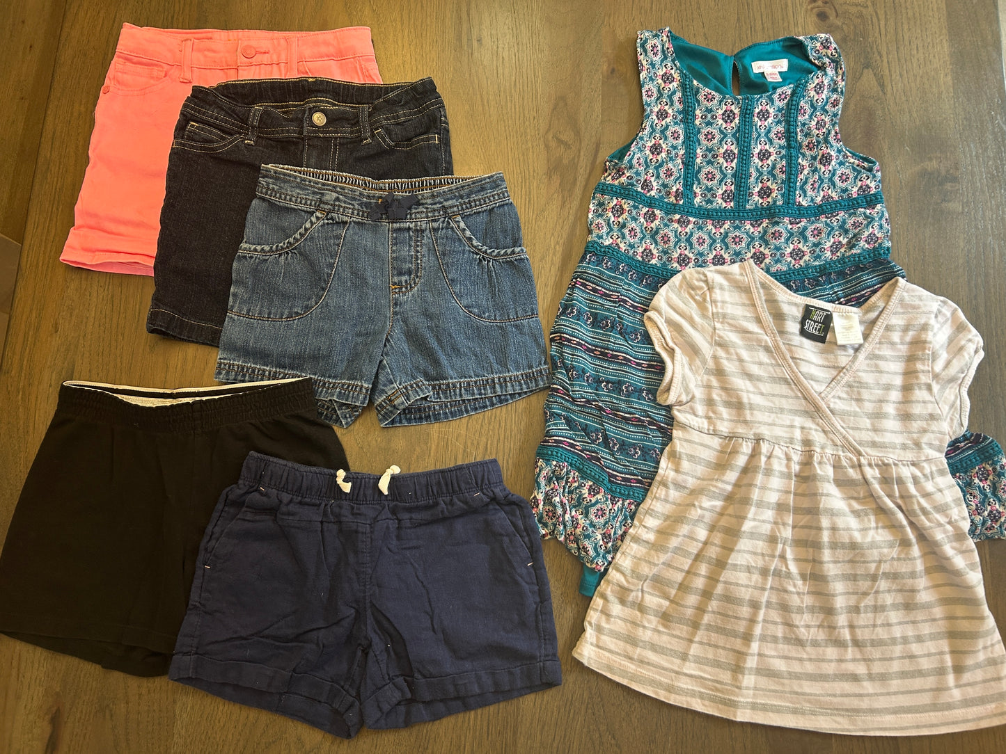 Lot of mixed brands, five shorts, one shirt, one dress, girl, size 6