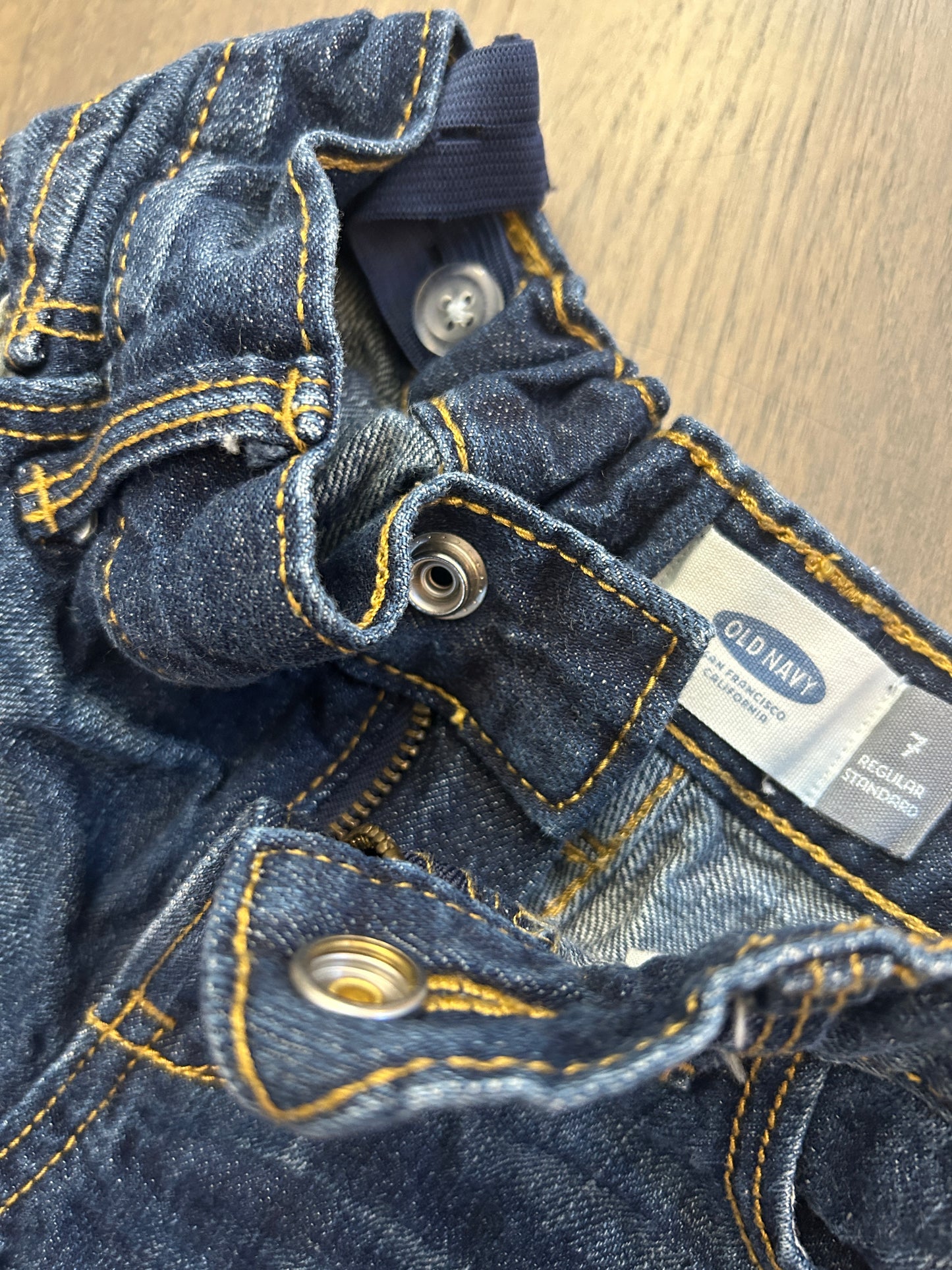 Lot of mixed brands, one dress, one tank, three shorts, one pant, girl, size 7