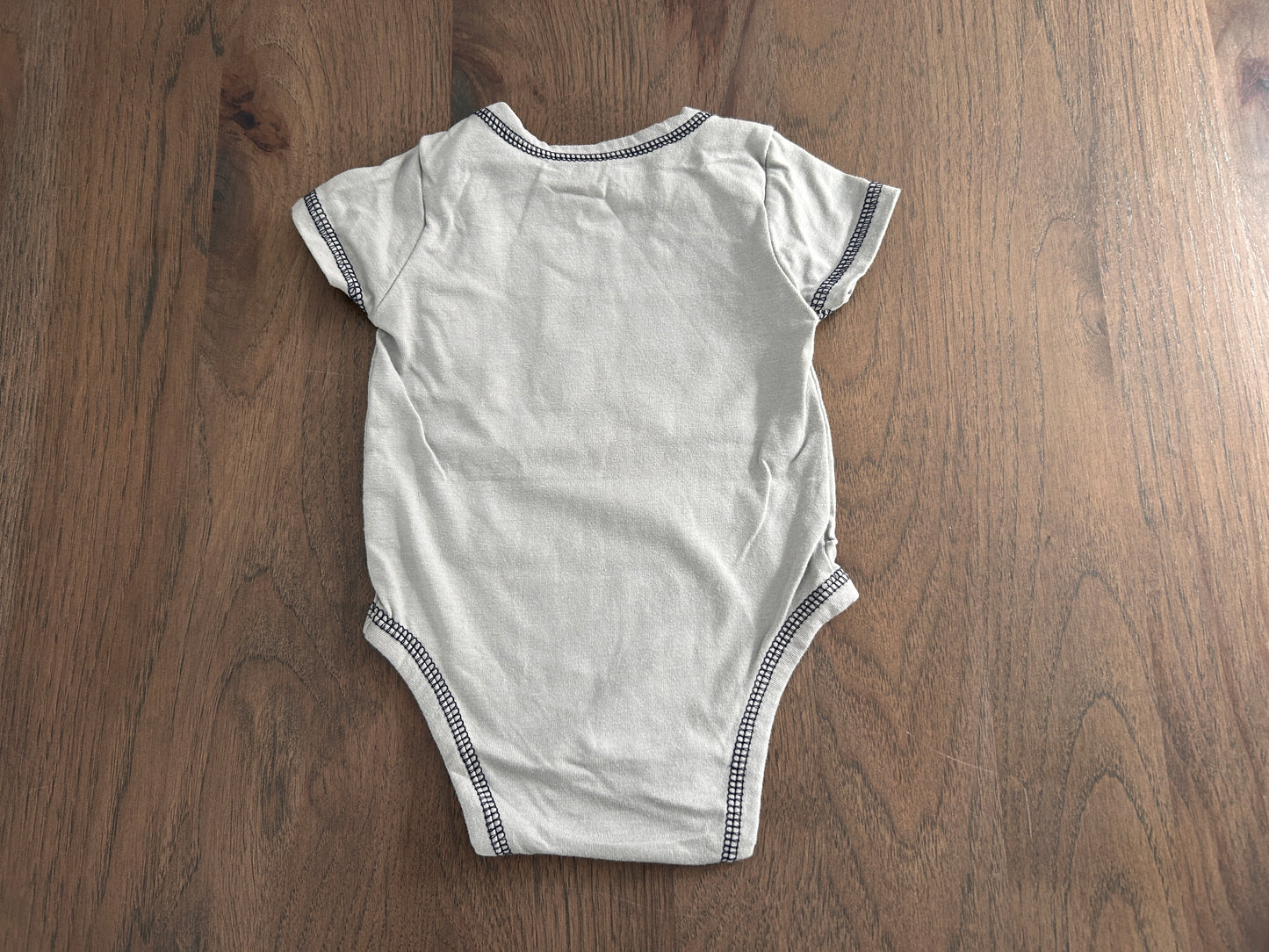 Lot of 6, boy, short sleeved onesies, size 0-3, 3-6 months