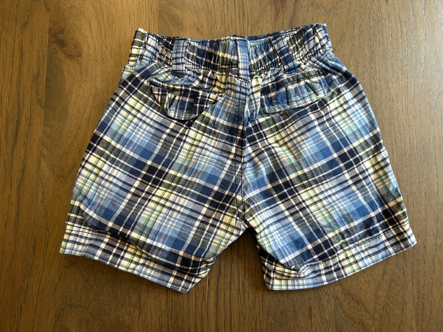 Lot of 5, boy shorts, size 12/18, 18 months