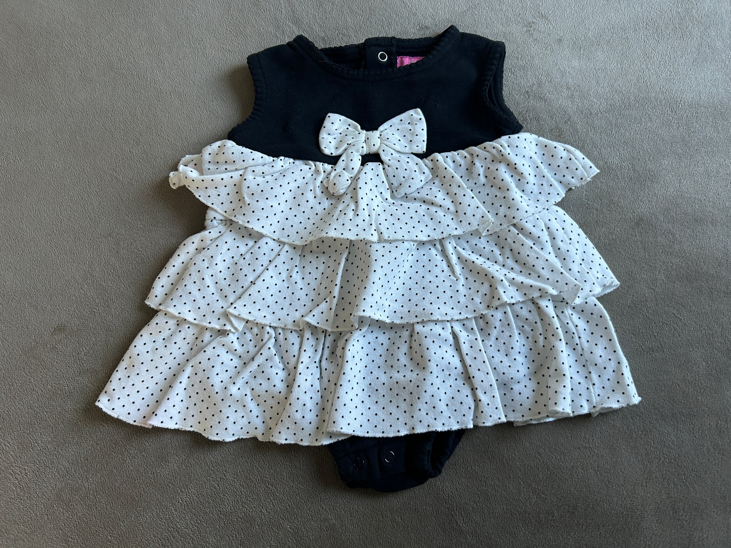 Lot of Carter’s, Isaac Mizrahi, two dresses, girl, size 6 months
