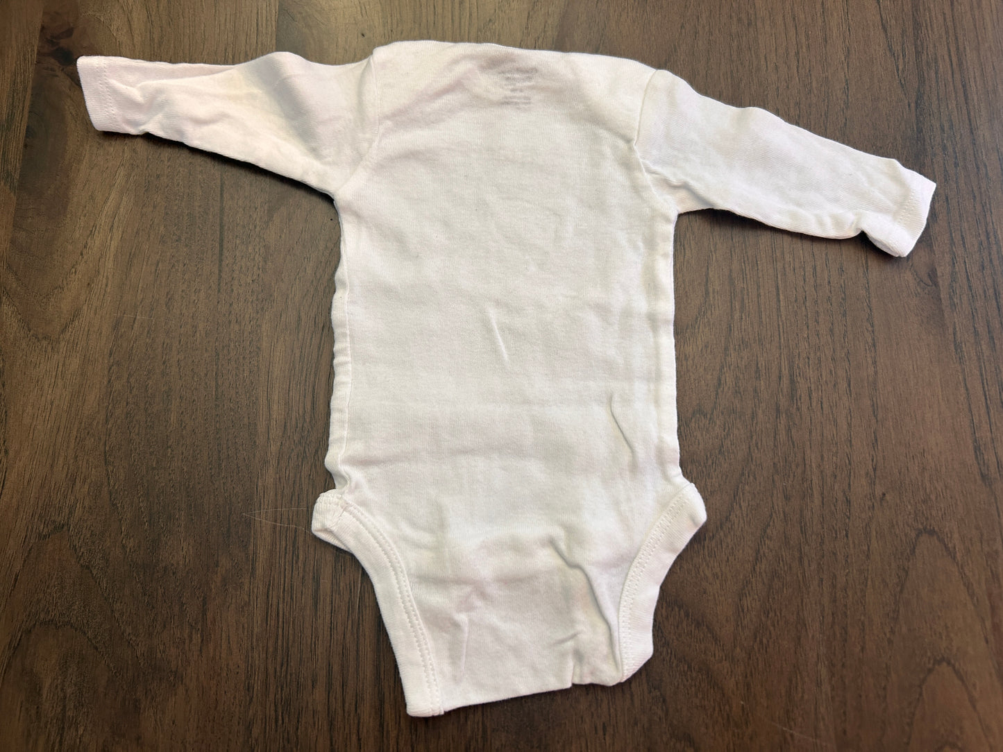 Lot of 6, boy long and short sleeved onesies, size 0-3, 3 months