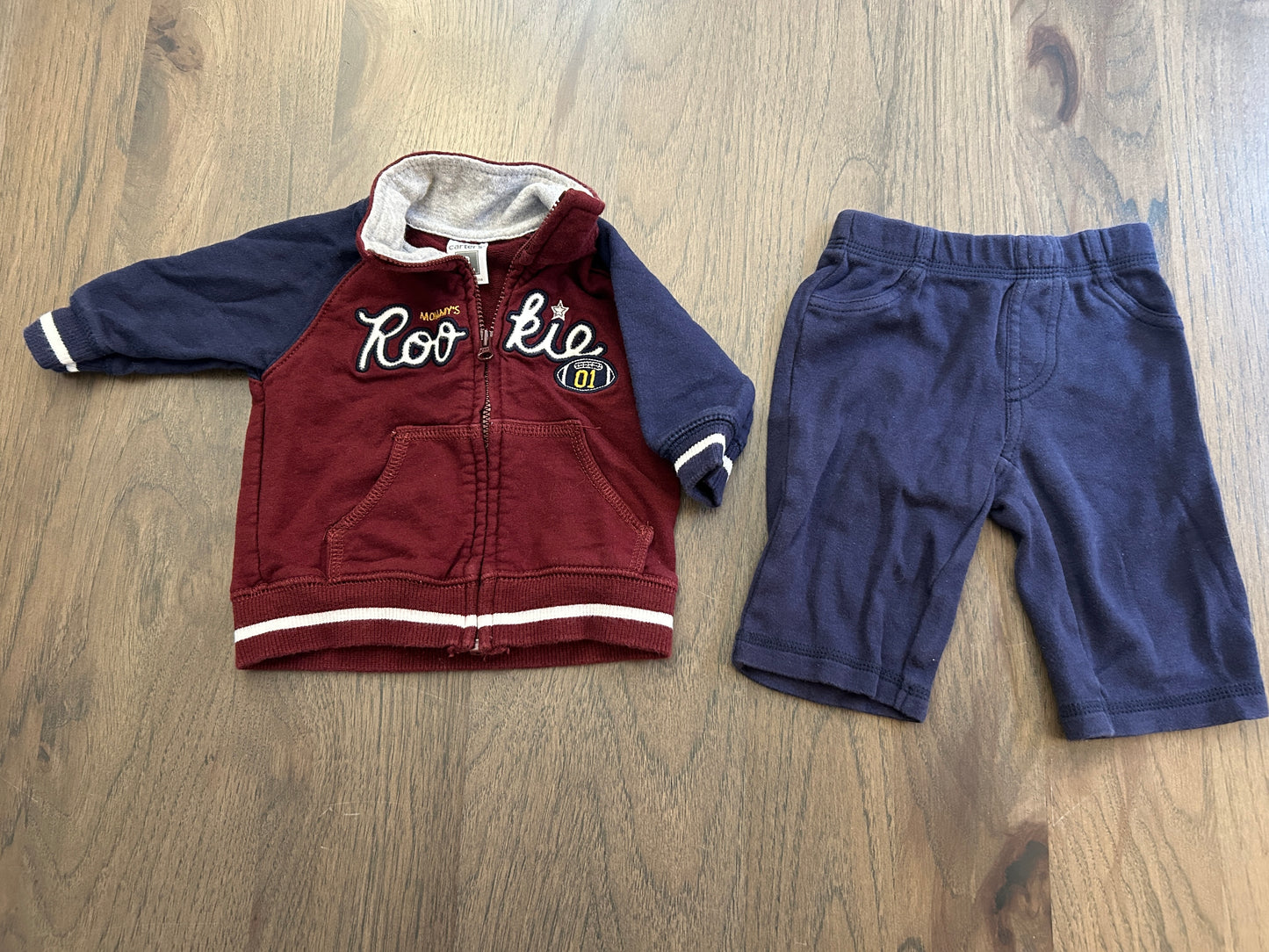 Lot of Carter’s, Nike, sweatshirt, pants, onesie, boy, size 3 months 0/6 months
