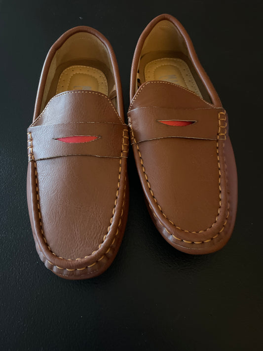 Mario Lopez Loafers, Boys Sz 3, Tan