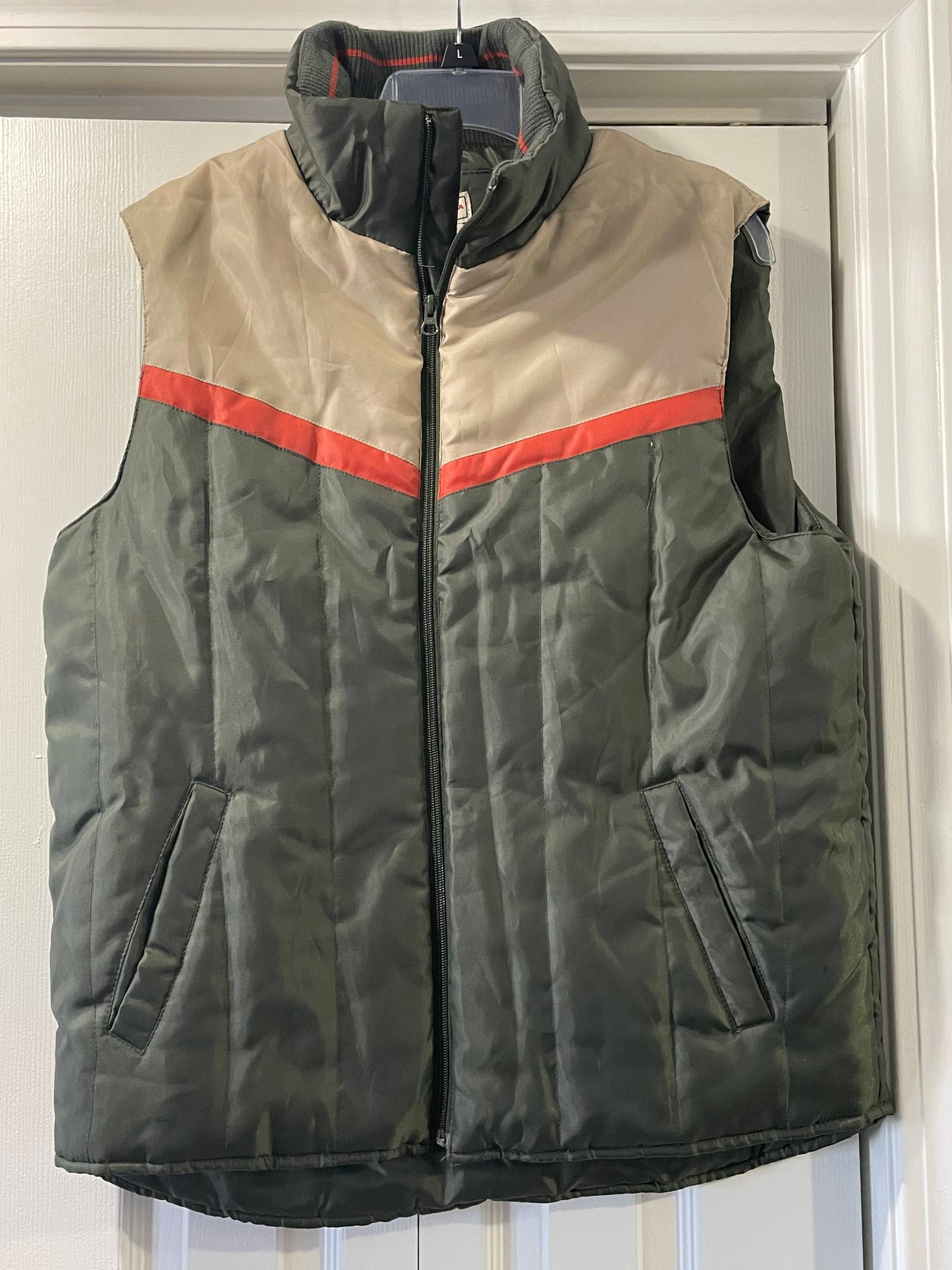 M Medium Puffer Vest, Hunter Green