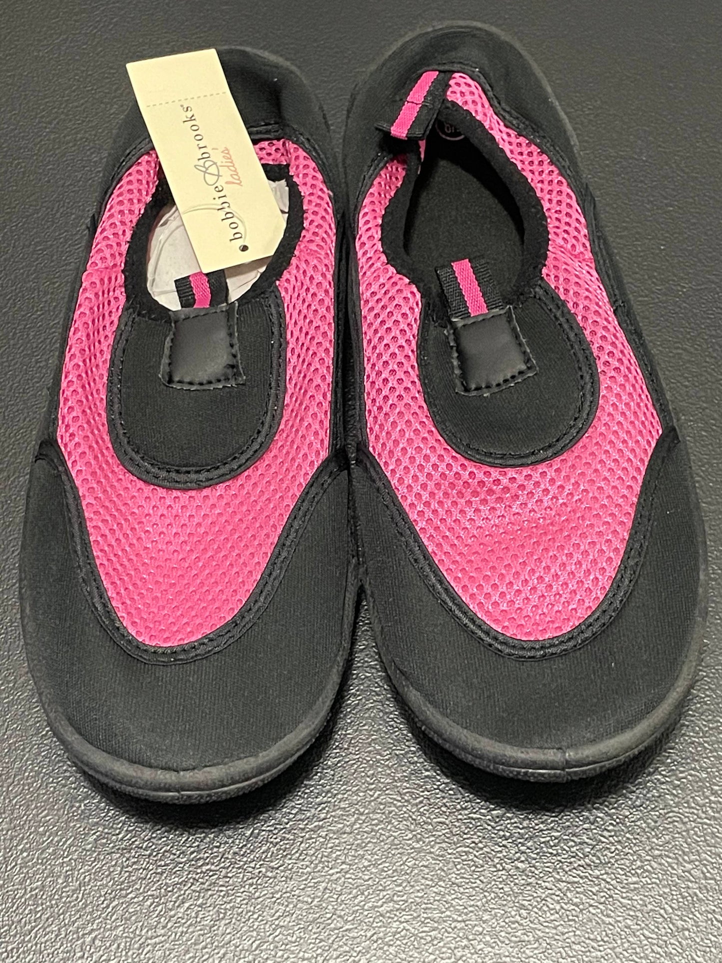 7/8 Womens Water Shoes, Black & Pink