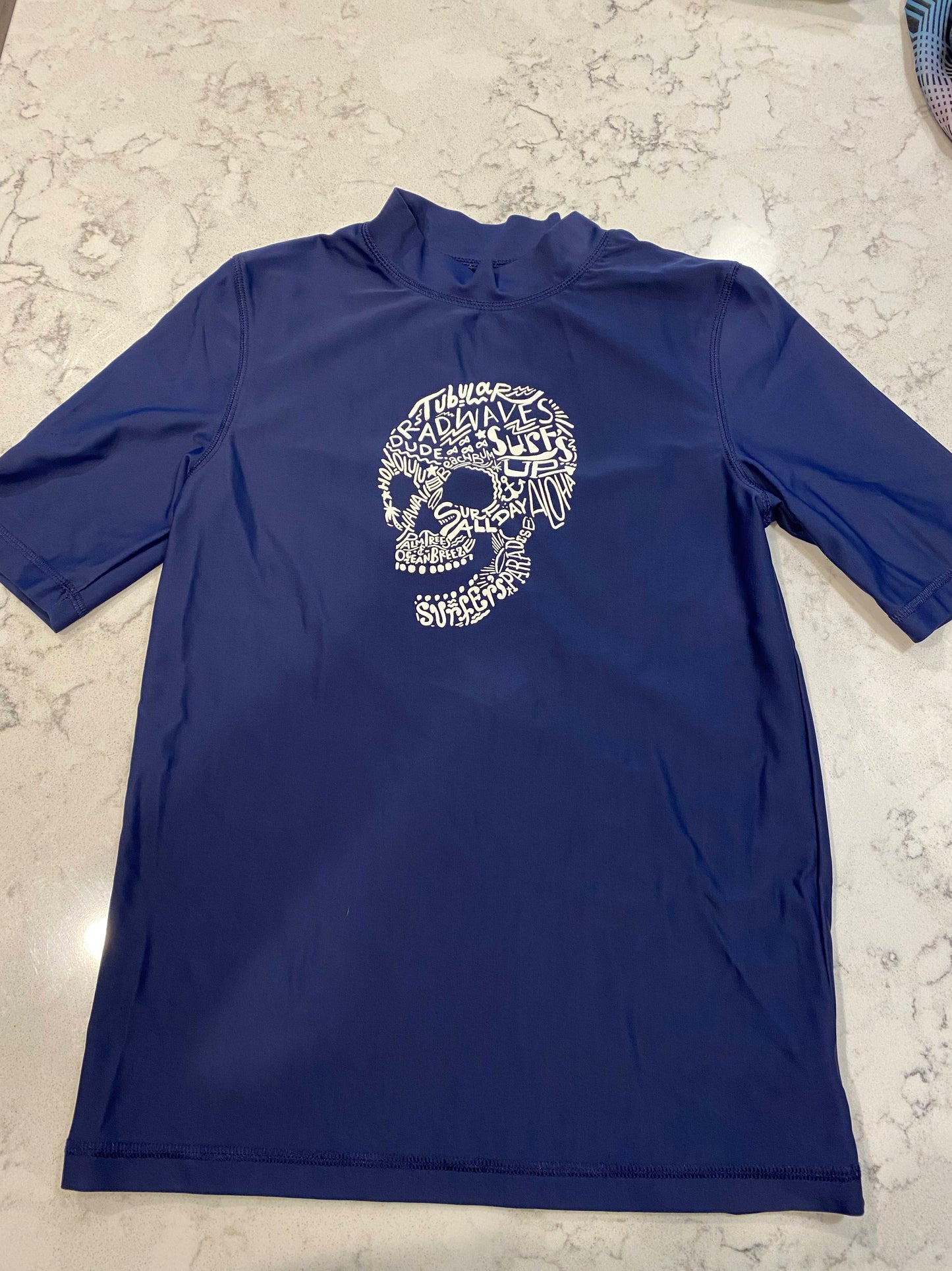 Large (12/14) Youth Boys Rashguard Top