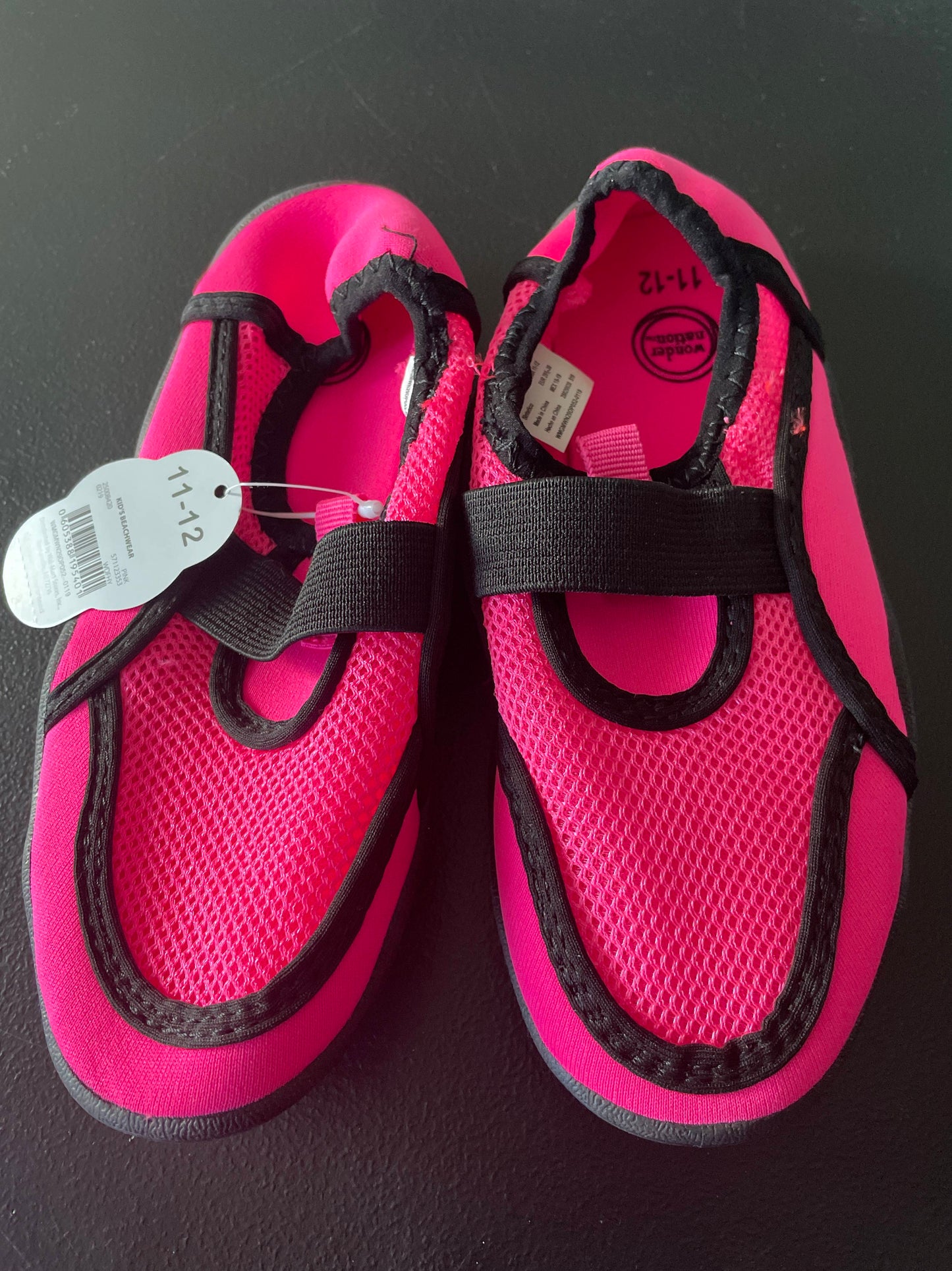 11/12 Girls Water Shoes, Hot Pink