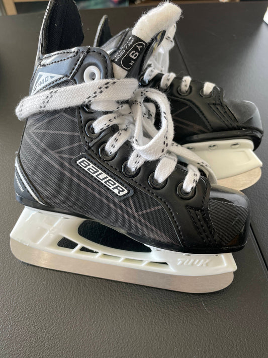 Bauer Ice Hockey Skates, 10 Kids Black