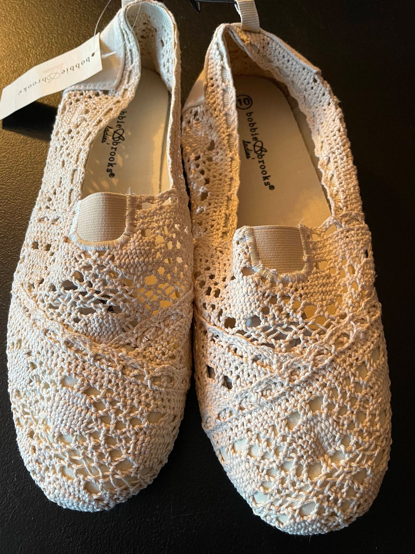 Bobby Brooks NWT, 10 Womens Casual Dress Shoes, Oatmeal, Crochet